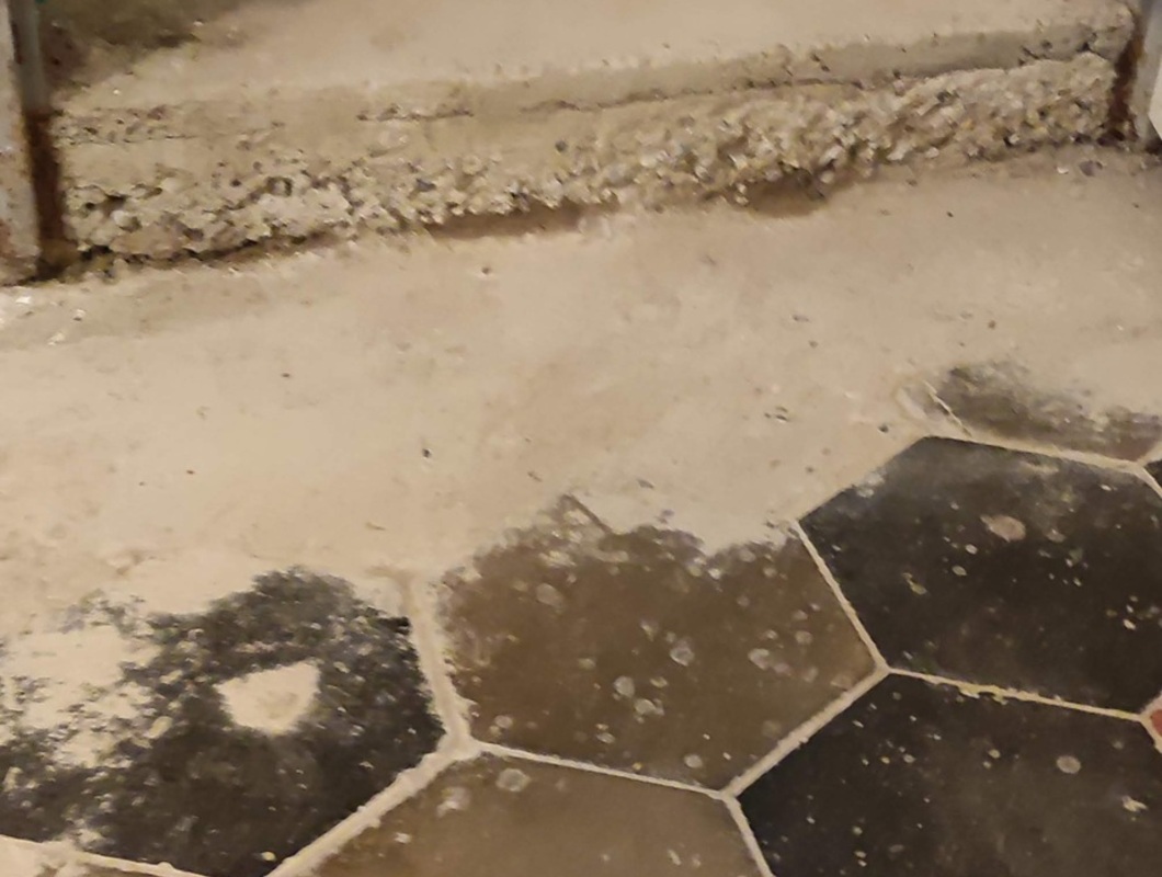 Rekonstrukce betonové podlahy ve sklepě 6m2